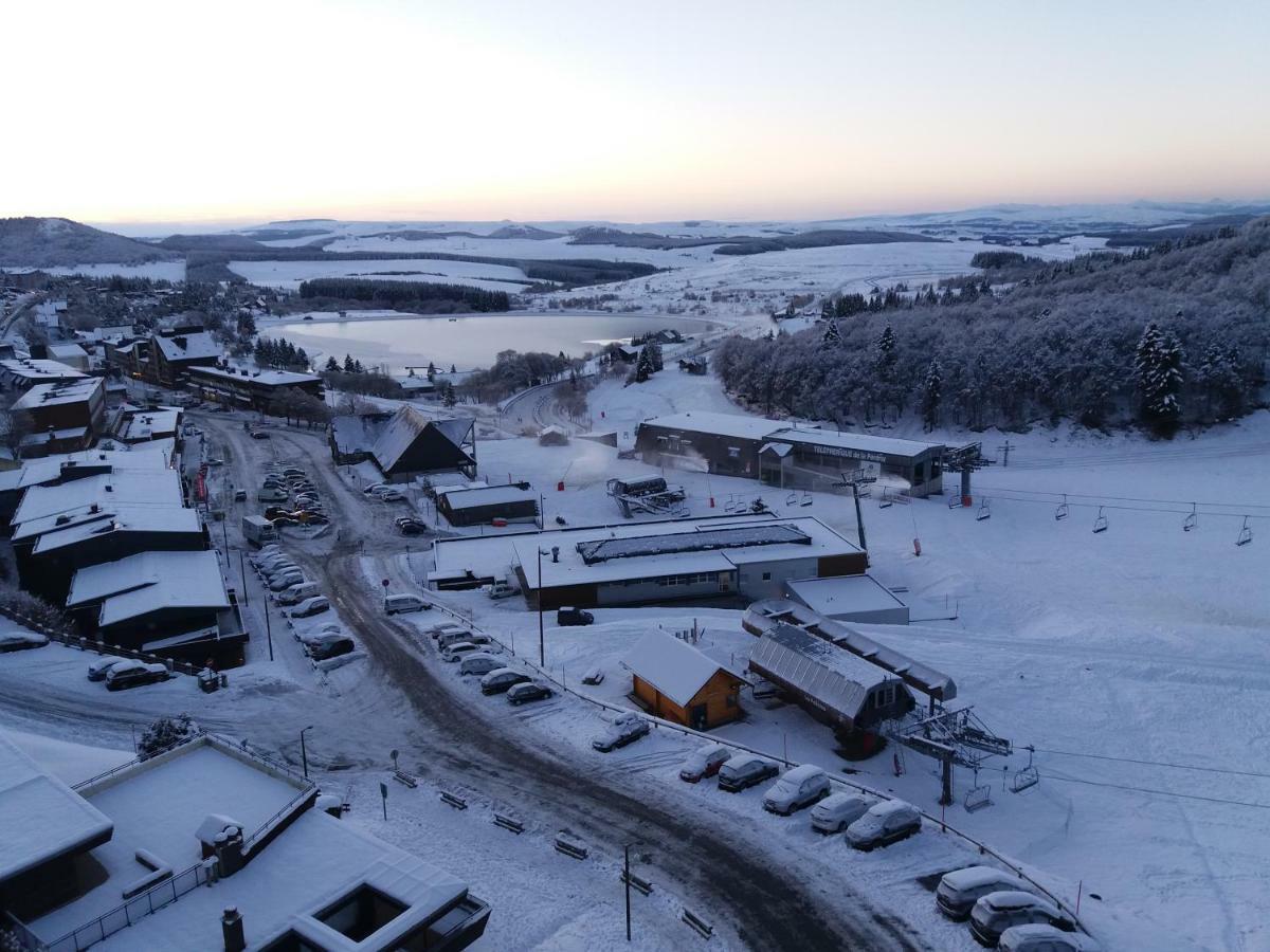 Studio Aux Pieds Des Pistes Besse-et-Saint-Anastaise Eksteriør billede